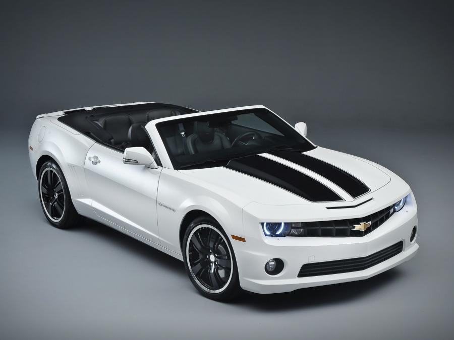  Chevrolet Camaro Convertible 2011 года  (UK) (фото 13 из 16)